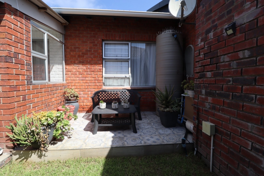 4 Bedroom Property for Sale in Sherwood Eastern Cape